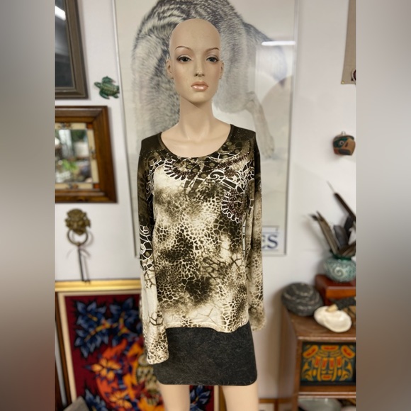 🐦⬛-4/$20🐦⬛ Beaded Embellishments Animal Print Long Sleeve - Picture 8 of 13